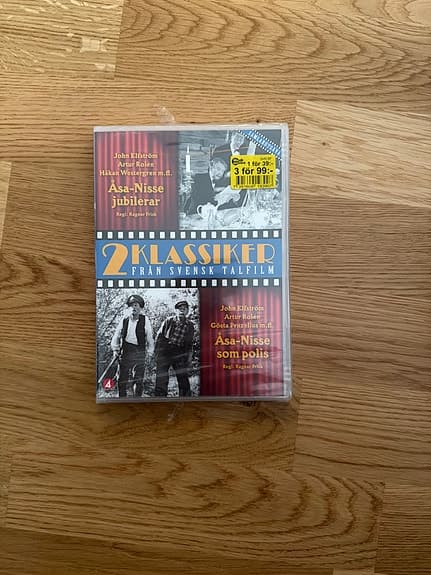 2 klassiker från svensk teater dvd Åsa-Nisse jubilaren / Åsa-Nisse som polis