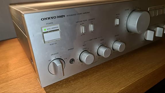 Vintage hifi Onkyo Integra A-8057 från 80-talet made in Japan