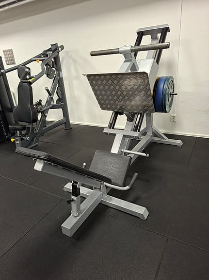 Benpress träningsmaskin fristående metall grå