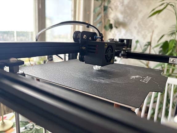 Nästan ny Creality Ender 5 3D-skrivare + filament och verktyg