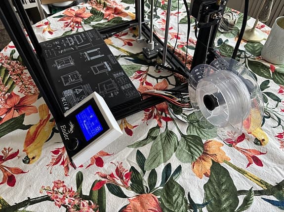 Nästan ny Creality Ender 5 3D-skrivare + filament och verktyg