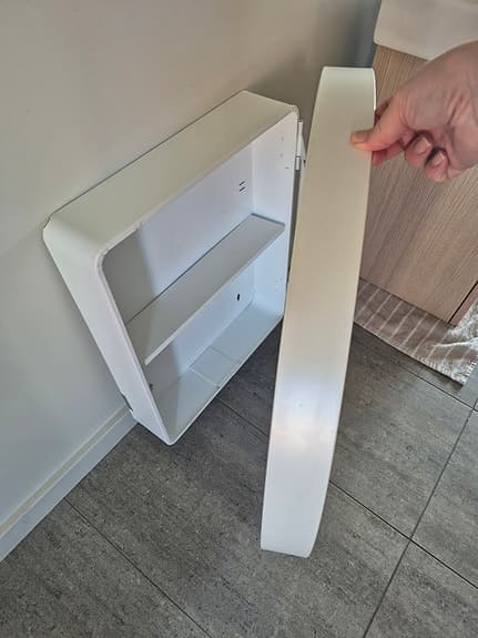 Runt väggspegel med förvaringsskåp från Svedbergs dia 60 cm