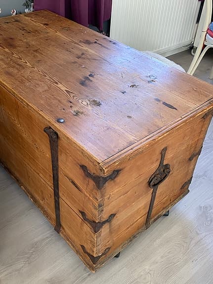 Antik förvaringskista trä brun