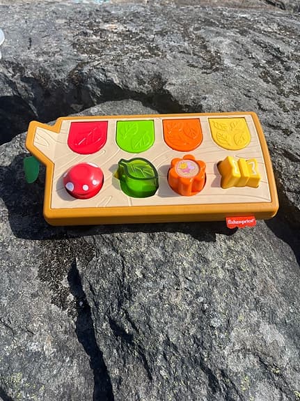 Fisher-Price leksak aktivitetsbräda med pop-up-figurer