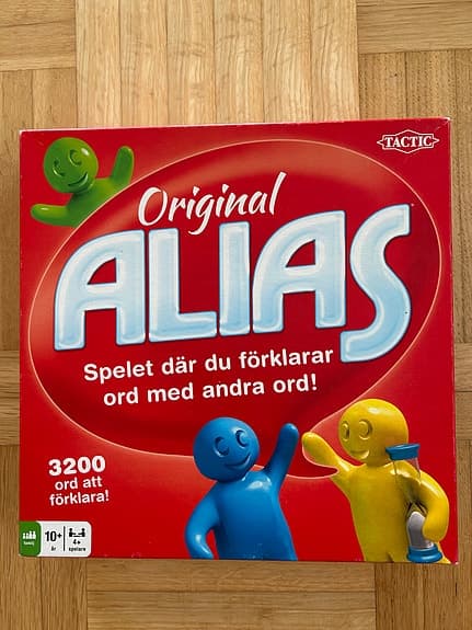 Tactic Vem vet mest? och Original Alias sällskapsspel