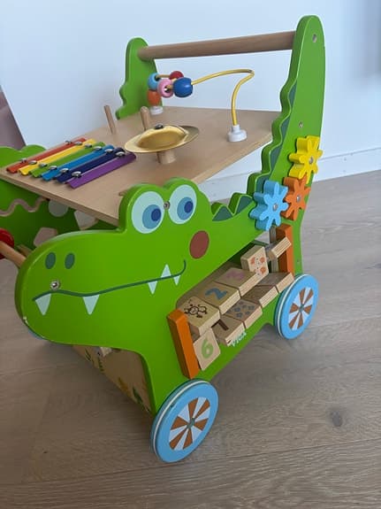 VIGA Lära-gå-vagn, Crocodile.