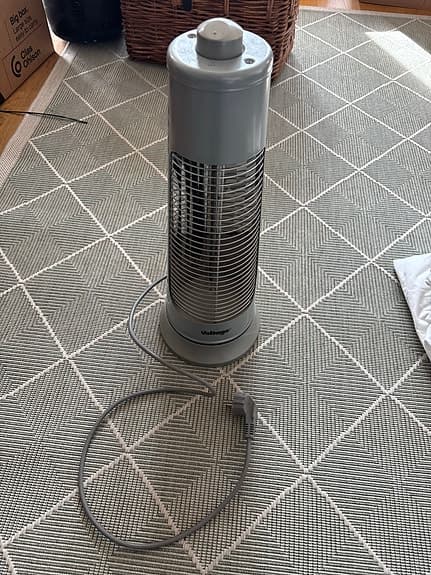 Infravärmare roterande märke voltage
