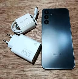 samsung a16 128gb knappt använd