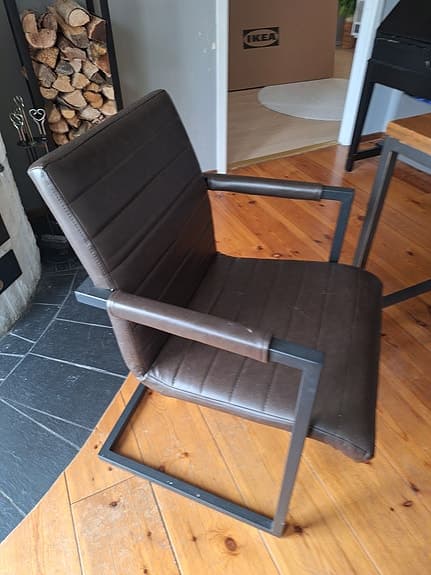 Matgrupp med 6 stolar