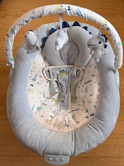Babynest babysitter grå med lekbåge