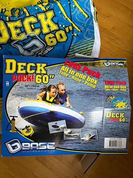 Base Deck 60 vattensporttub med rep och pump