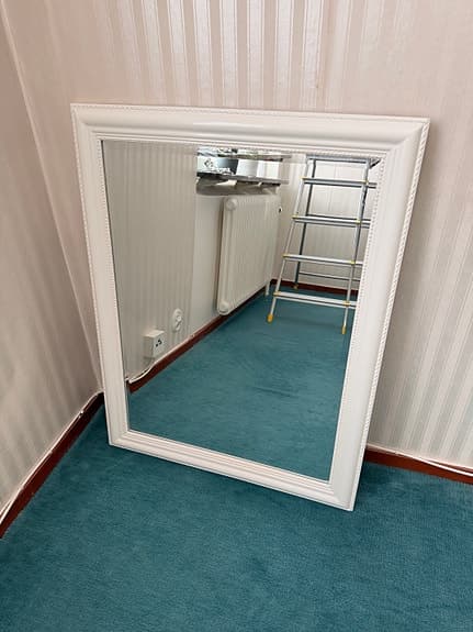 Spegel vit ram 90x70