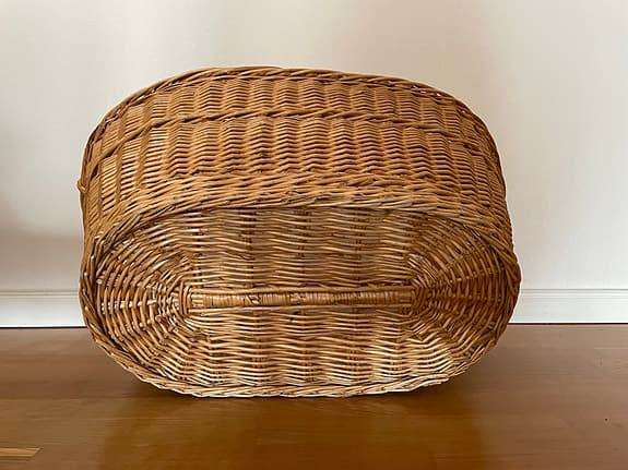 Stor flätad korg