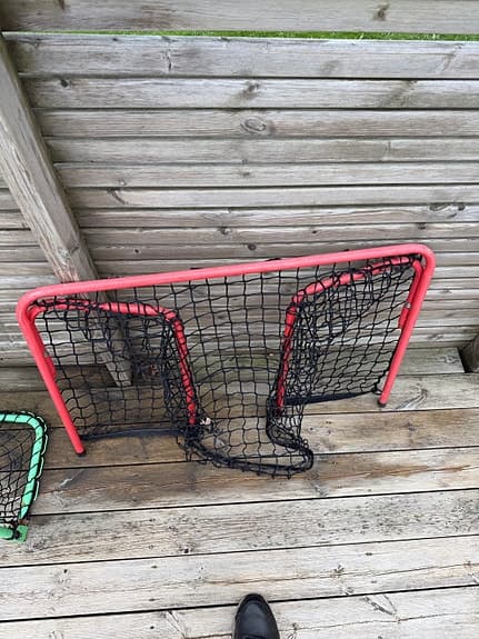 Innebandymål set två storlekar