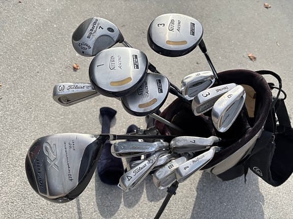 Golfsett med extra mycket klubbor