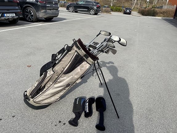 Golfsett med extra mycket klubbor
