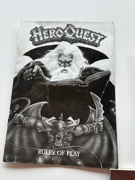HeroQuest – komplett klassiker från MB Games – mycket fint skick