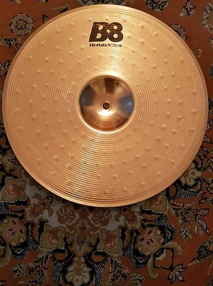 Sabian B8 Hi-Hats 14"/36 cm Cymbalerna är av B8-serien
