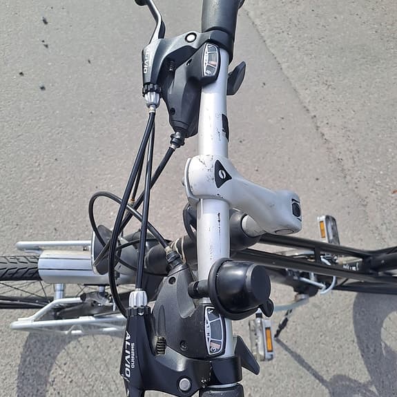 Fin damcykel Giant 28tum