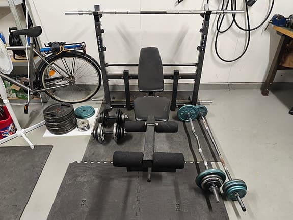 STYRKETRÄNING - STORT PAKET 200 KG+