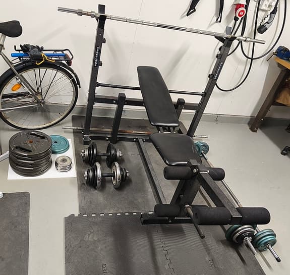 STYRKETRÄNING - STORT PAKET 200 KG+