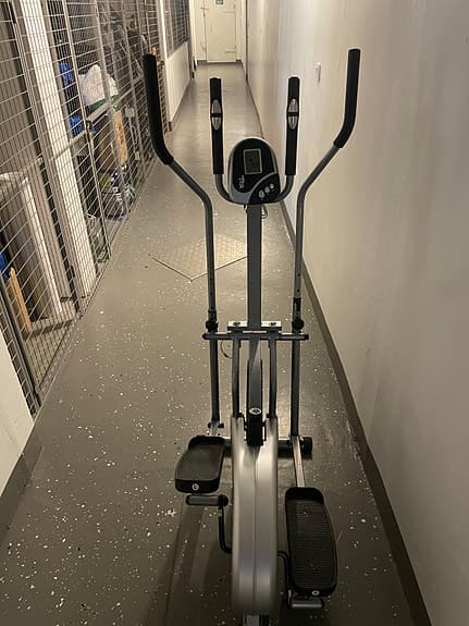 Crosstrainer säljes – mycket fint skick