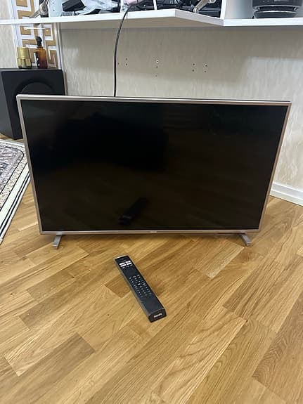 Philips 32PFS6906/12 LED‑TV 32 tum svart