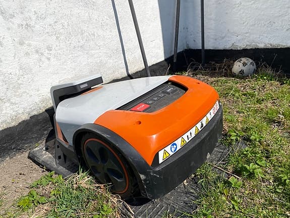 Stihl iMOW 5 robotgräsklippare aldrig använd