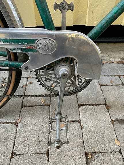 FIn gammal fransk cykel - renoveringsobjekt