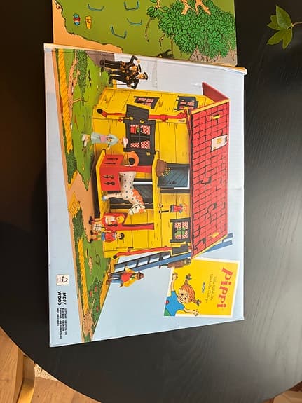 Pippi Långstrump Villa Villekulla lekset med hus, figurer och spelplan