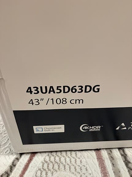 Toshiba 43" 43UA5D63DG / 4K Ultra HD / LED / Android TV / Chromecast.