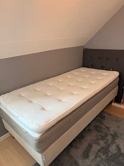 IKEA Espevär säng med Hamarvik resårmadrass