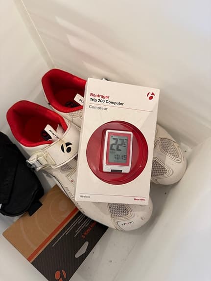 Bontrager Trip 300 cykeldator vit