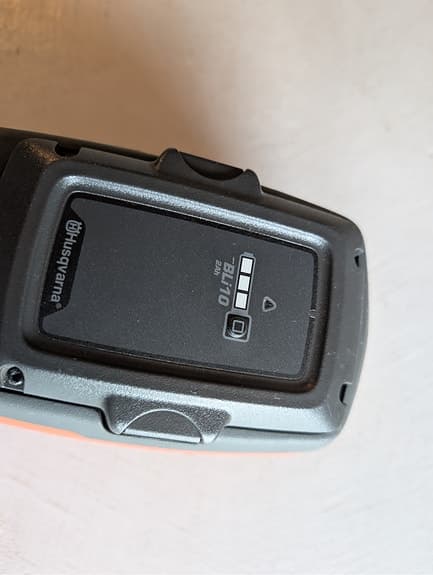 Husqvarna 115iL grästrimmer batteridriven orange