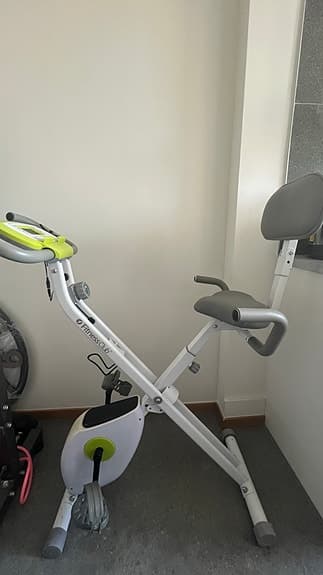 motionscykel hopfällbar