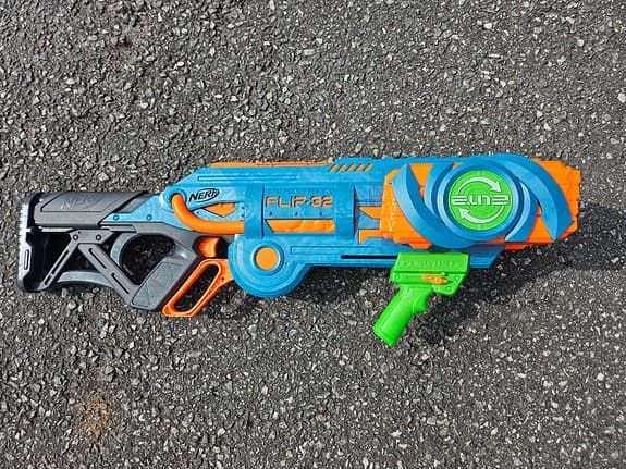 Nerf Flip 32 leksaksblaster blå orange grön