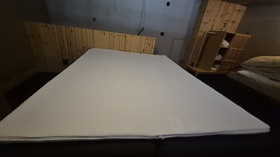 IKEA bäddmadrass NORDBERGET! 160X200cm i mycket bra skick!
