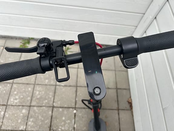 E-Wheels E2S V2  elsparkcykel svart