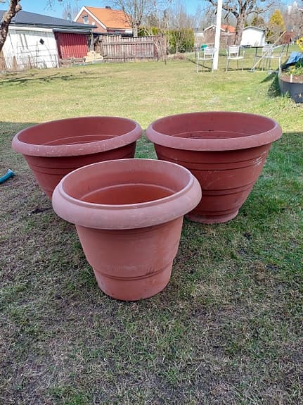 Stora blomkrukor