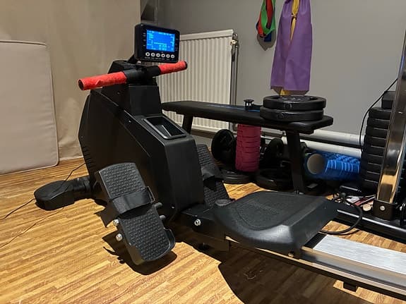 Roddmaskin Epsilon med träningsdator svart