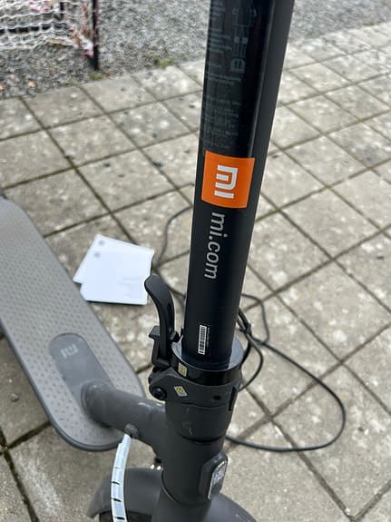 Xiaomi elsparkcykel svart