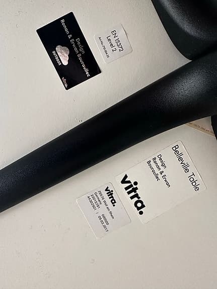 Bord från Vitra av Ronan & Erwan Bouroullec