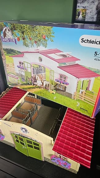 Schleich Horse Club hästgård och hästshow lekset