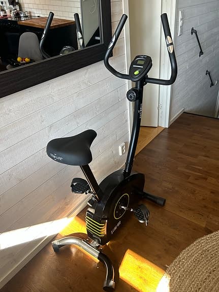 Titan life S Line 480 motionscykel svart