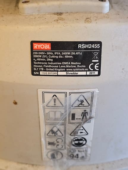 Trädgårdskvarn Ryobi RSH2455