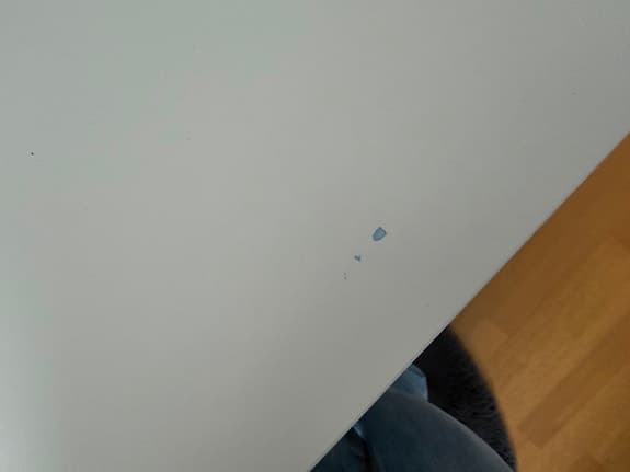 Skrivbord med två lådor