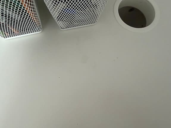 Skrivbord med två lådor