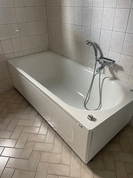 Stort fint badkar från Gustavsberg 180x80