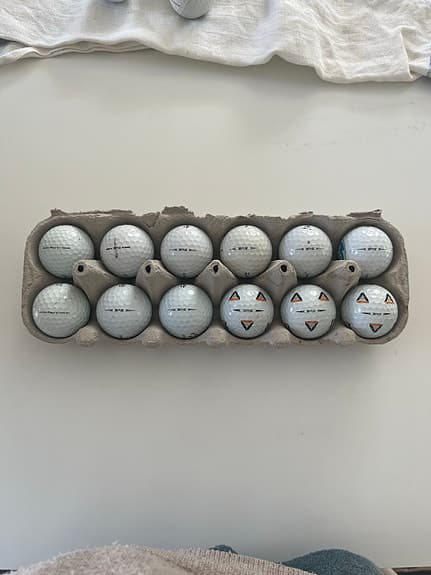 Golfbollar- taylorMade och titlest