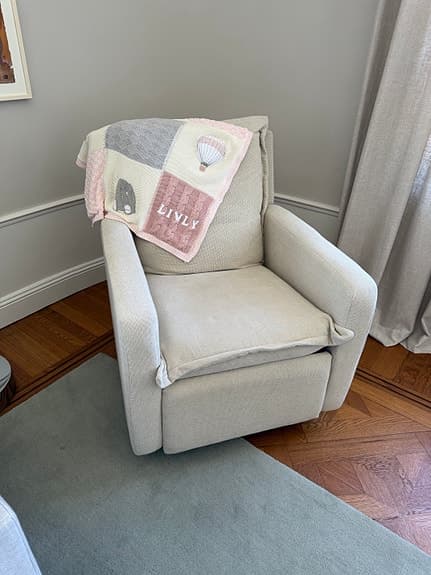 Oilo Studio amningsfåtölj / recliner